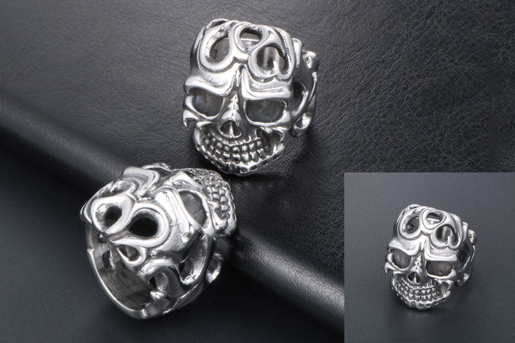 Retro Skull Creative Vampire Ring